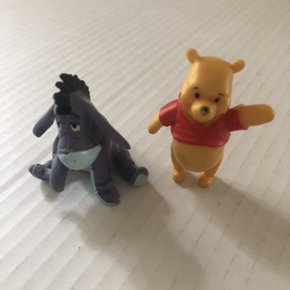 Disney Winnie the Pooh & Eeyore 2" Figures Lot of 2 Vintage Figurines 0612D